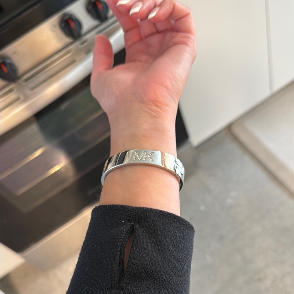 Michael Kors Shimmering Silver Logo Bracelet - Picture 6 of 6